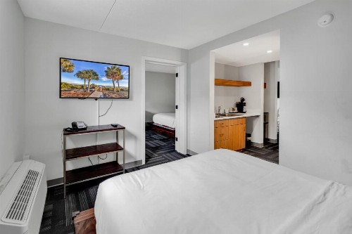 Holiday Shores Ascend Hotel Collection - image 41