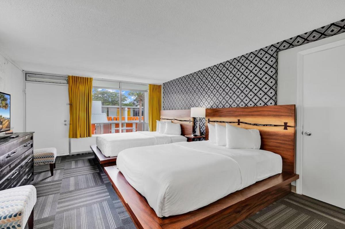 Holiday Shores Ascend Hotel Collection - image 5