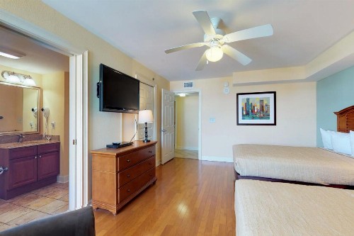 Horizon at 77th - image 7