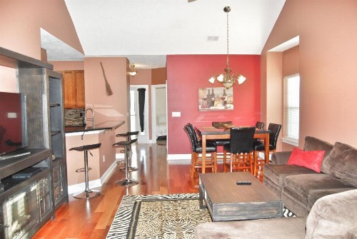 6000 Windsor Green Way 301 Condo - image 9