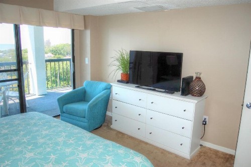 Sea Mark Towers 906 - image 34