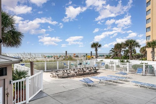 A Place at The Beach 9560 1J - image 10