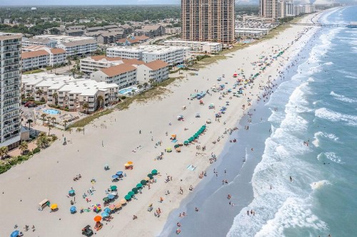 A Place at The Beach 9560 1J - image 9