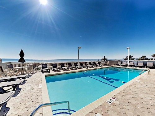 Beachfront Condo with Pools Hot Tubs & Lazy River condo - image 6