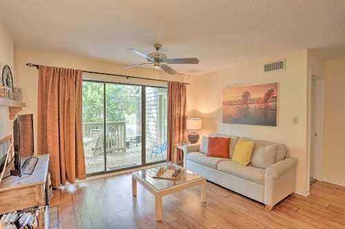 Peaceful Kingston Resrort Escape with Lake Views! - image 6