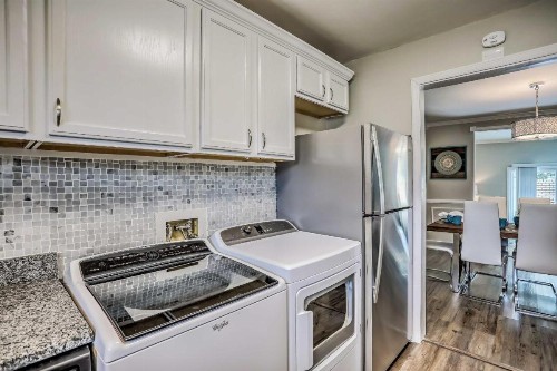 Modern Townhome - 2 Blocks to Myrtle Beachfront! - image 10