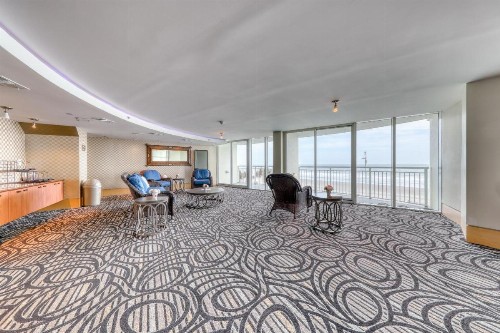 Beach Retreat - image 12