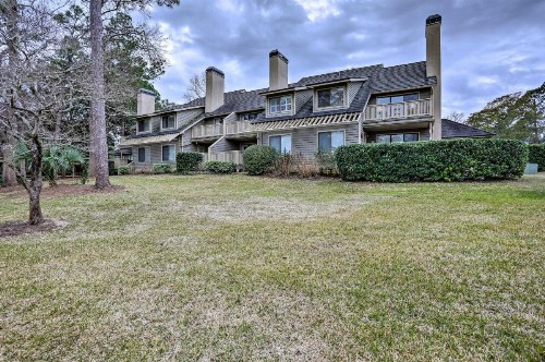 Family Retreat with Pool Walk to Private Beach - image 9
