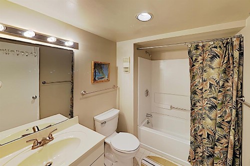 New Listing! Oceanfront Escape with Pool Epic Views condo - image 7