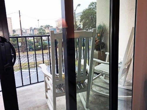 HOLIDAY TOWERS 206 OCEAN VIEW 3BR. CLOSE TO BOARDWALK WiFi. - image 27