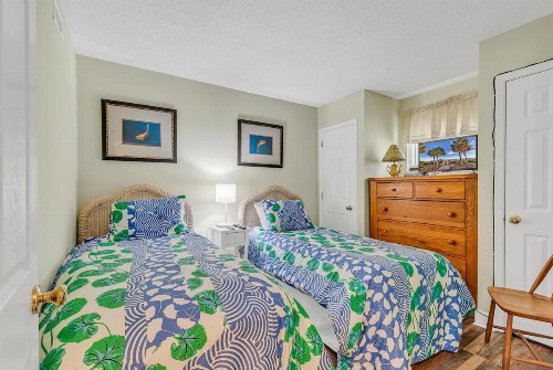SPRINGS TOWERS 402 3BR - image 17