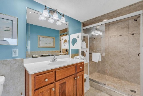 SPRINGS TOWERS 402 3BR - image 23
