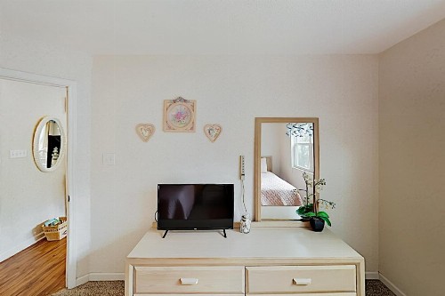 Beach Bliss: Private Balcony 200 Yards to Shore! condo - image 10