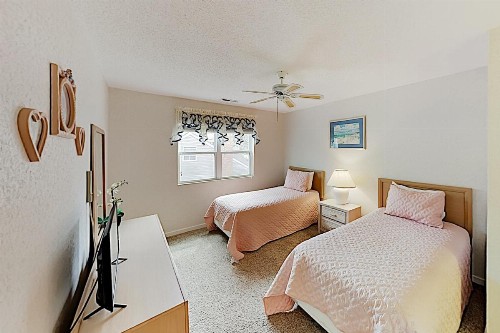 Beach Bliss: Private Balcony 200 Yards to Shore! condo - image 11