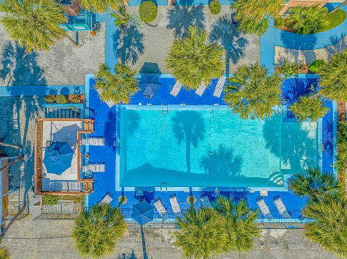 Sun Fun Motel - image 11