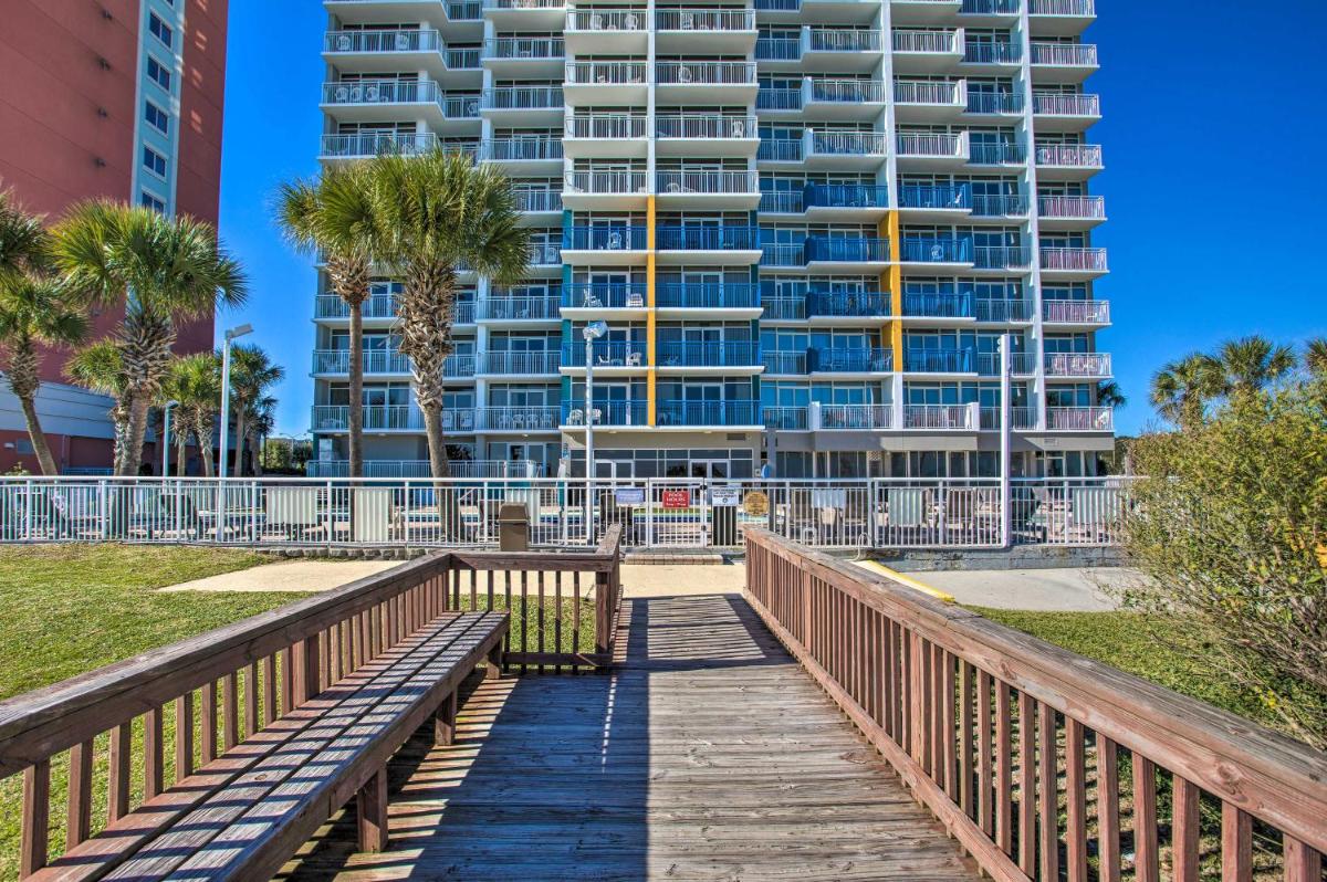 Oceanfront Condo with Lanai Walk to SkyWheel! - image 2
