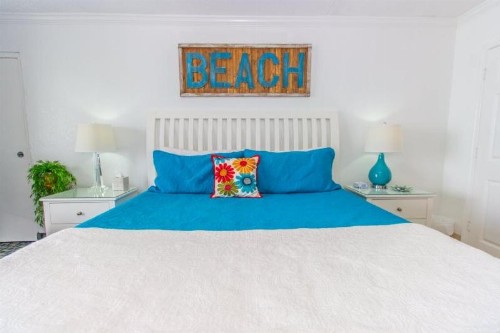 Oceanfront King Suite Sand Dunes 2433 - image 5