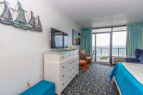 Oceanfront King Suite Sand Dunes 2433 - image 7