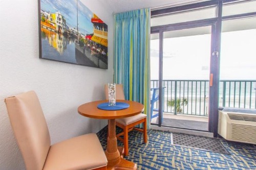 Oceanfront King Suite Sand Dunes 2433 - image 9