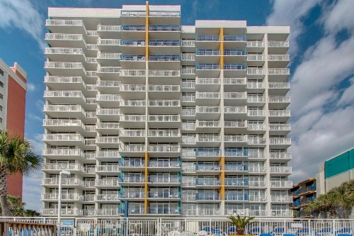 Hosteeva Atlantica Resort Condo Ocean & Pool-front views - image 12