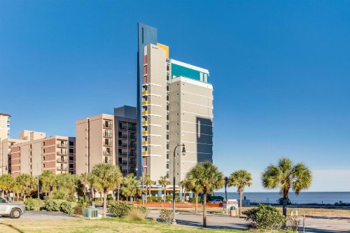 Hosteeva Atlantica Resort Condo Ocean & Pool-front views - image 14
