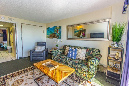 Beautifully Decorated Boardwalk Resort Unit 236 Direct Oceanfront Sleeps 8 - image 1