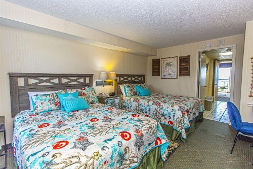 Beautifully Decorated Boardwalk Resort Unit 236 Direct Oceanfront Sleeps 8 - image 4