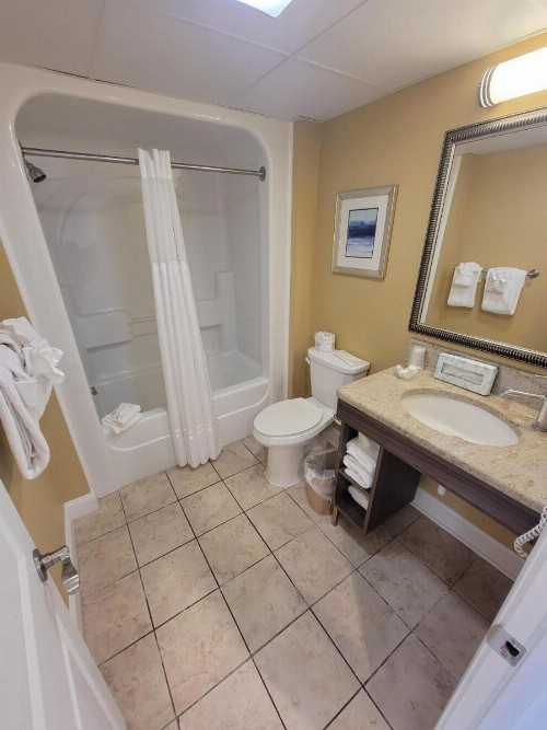 Direct Oceanfront Suite Caravelle Resort 615 Sleeps 4 Guests - image 9