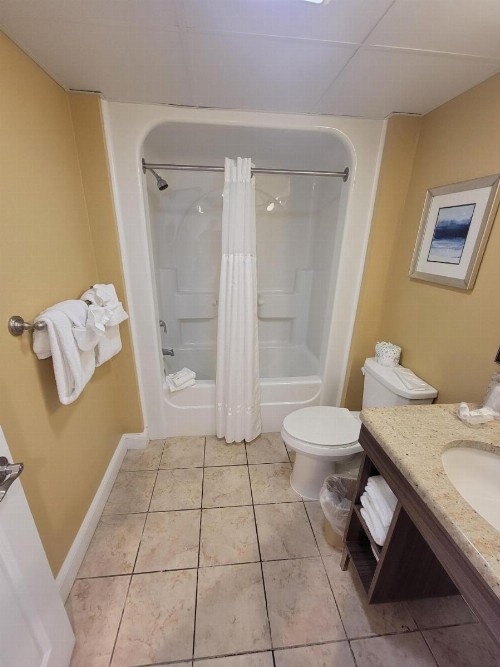 Direct Oceanfront Suite Caravelle Resort 615 Sleeps 4 Guests - image 10