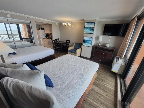 Direct Oceanfront Suite Caravelle Resort 615 Sleeps 4 Guests - image 3