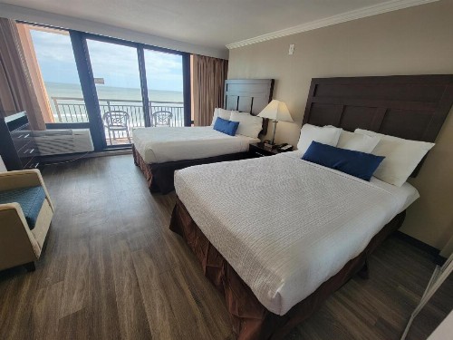 Direct Oceanfront Suite Caravelle Resort 615 Sleeps 4 Guests - image 7