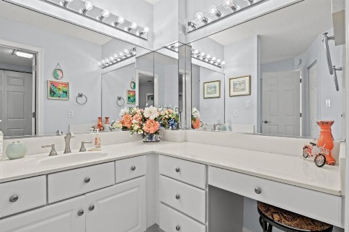 Carol Bay 403 - image 17