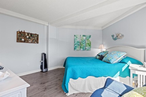 Carol Bay 403 - image 2