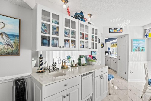 Carol Bay 403 - image 25