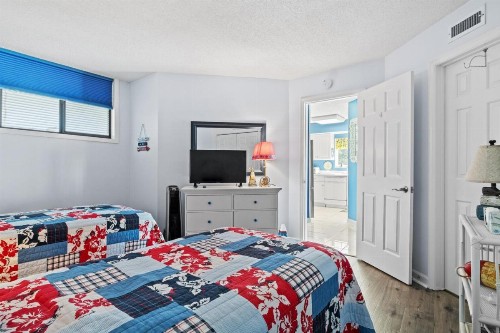 Carol Bay 403 - image 32