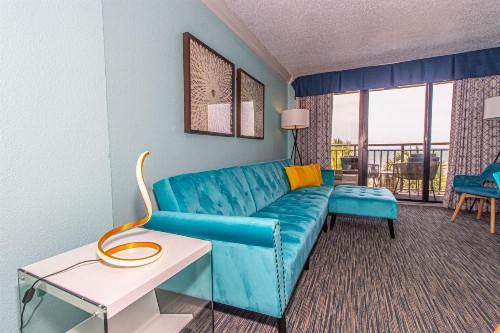 Oceanfront 1Bedroom Suite Sleeps 6 Holiday Pavilion Condominium Tower 311 - image 2