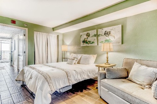 Neat Retreat - image 6