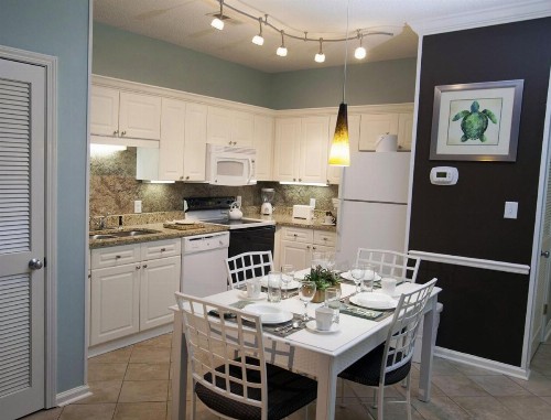Private Comfort at the Grand Strand - Surfside Beach Villa - 2BR Villa #1 - image 8