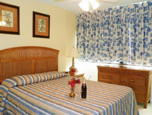 Spacious Condo Mid-point the Grand Strand - One Bedroom Condo #1 - image 8