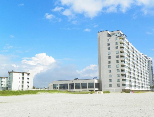 Spacious Condo Mid-point the Grand Strand - Two Bedroom Condo #1 - image 10