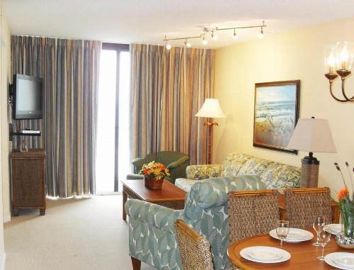Spacious Condo Mid-point the Grand Strand - Two Bedroom Condo #1 - image 8