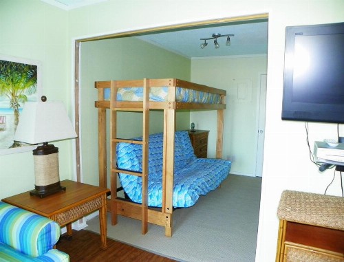 Spacious Condo Mid-point the Grand Strand - Two Bedroom Condo #1 - image 9