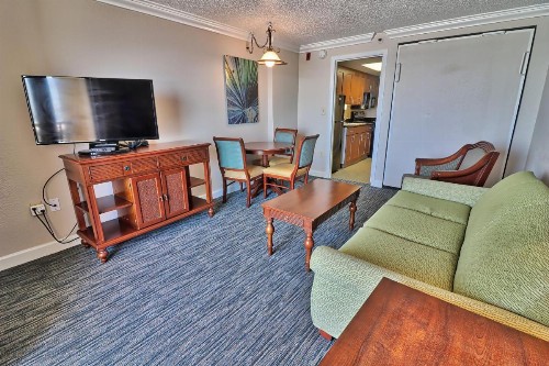 Oceanfront 1 Bedroom Suite Sleeps 6 Holiday Pavilion Condominium Tower 712 - image 2