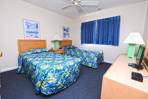 Ibis 805 2BR 2BA Second Row Condo near downtown Myrtle Beach - image 12