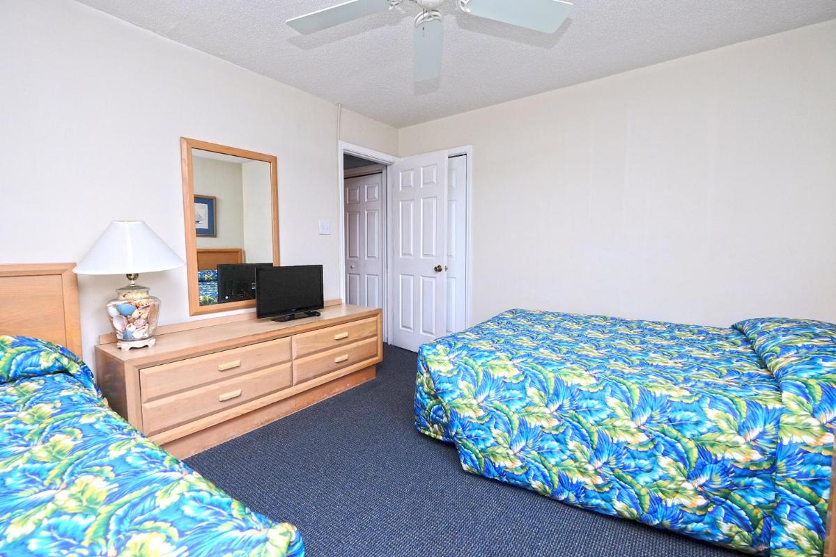 Ibis 805 2BR 2BA Second Row Condo near downtown Myrtle Beach - image 5