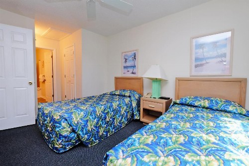 Ibis 805 2BR 2BA Second Row Condo near downtown Myrtle Beach - image 7