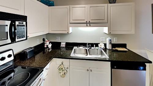 Savannah Shore 5 2BR 2BA Condo - image 8