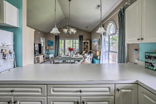 Lovely Myrtle Beach Condo 4 Mi to Boardwalk! - image 9