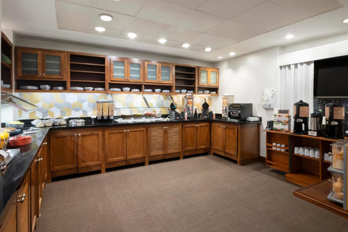 Hyatt Place Mystic - image 2