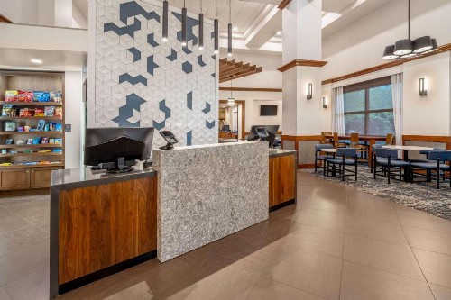 Hyatt Place Mystic - image 25